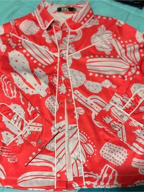Lucky & Blessed (L&B) Western Pattern Button Down Shirt size Small